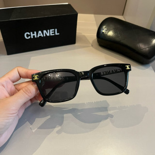 Chanel Black Square Sunglasses with Gold Chain Detail view 2