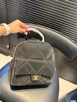 Chanel 25N Quilted Nylon Backpack - Olive view 2