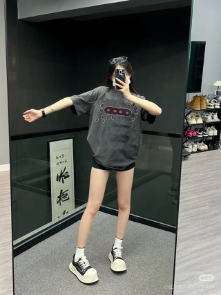 Vintage Washed Black Graphic Print T-Shirt view 2