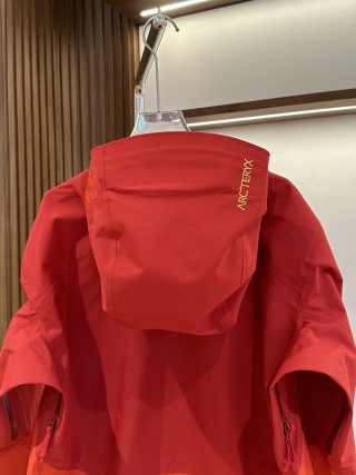 Stone Island Red Technical Mountain Jacket with Horse Embroidery view 6