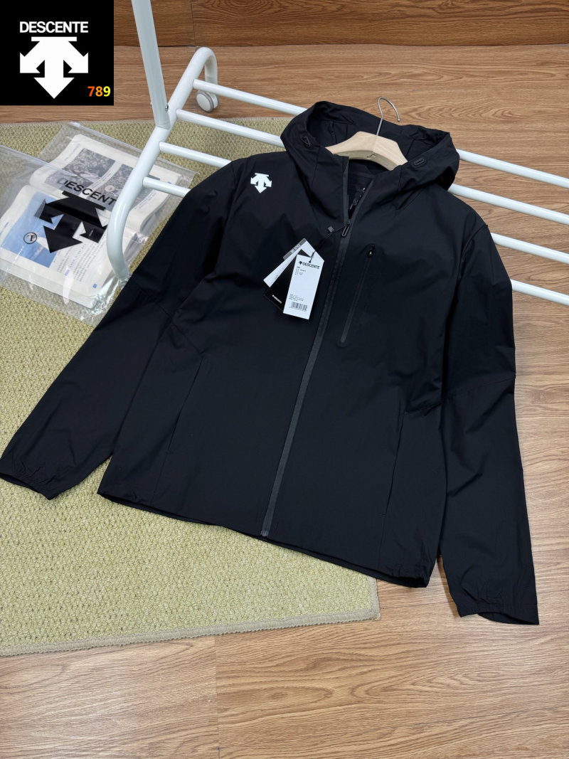 Descente UPF50+ Ice-Cool Nylon Windbreaker Jacket - Light Grey view