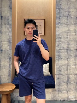 Navy Washed Short-Sleeve Crew Neck T-Shirt view 4