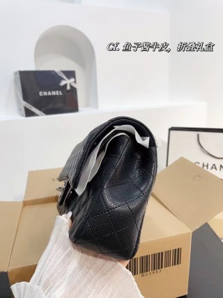 Chanel Classic Quilted Caviar Leather Shoulder Bag Black view 6