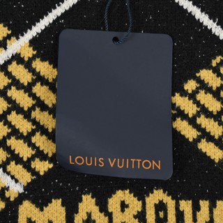 Louis Vuitton Damier Argyle Knit Sweater Black Gold view 4