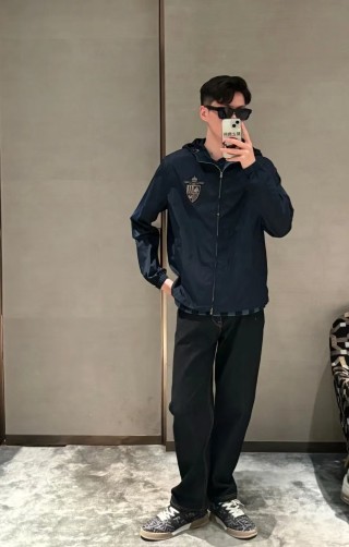 Burberry Navy Hooded Windbreaker Jacket view 6