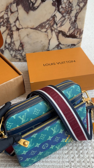 Louis Vuitton Monogram Canvas Crossbody Bag Turquoise Multi video