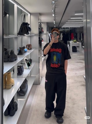 Balenciaga Graphic Print Black T-Shirt view 3