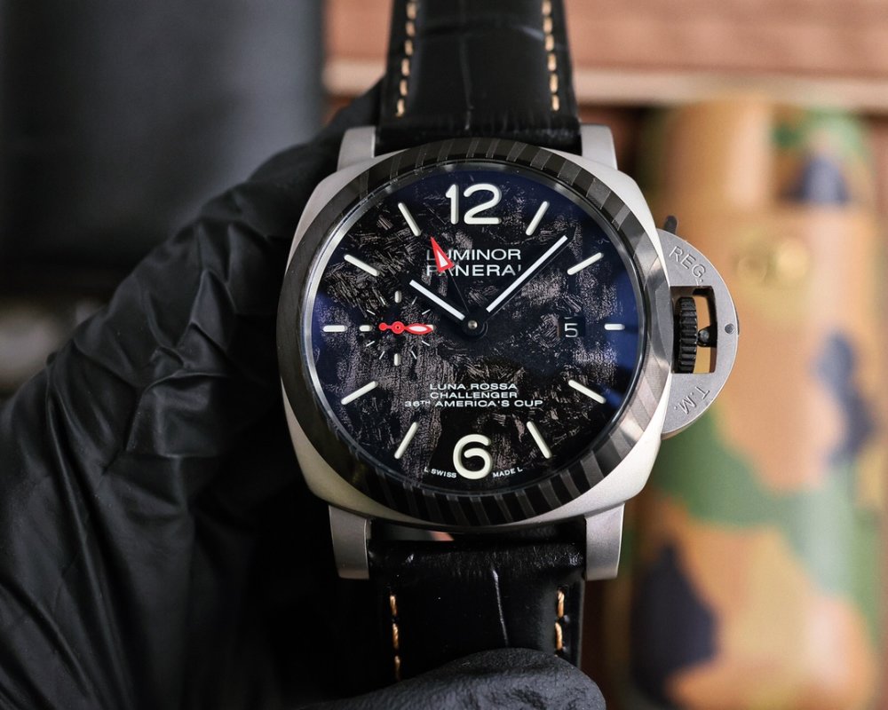 Panerai Luminor Luna Rossa Black Dial 44mm Automatic Watch