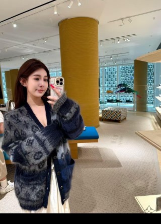 Oversized Geometric Jacquard Cardigan – Navy Blue & White view 7