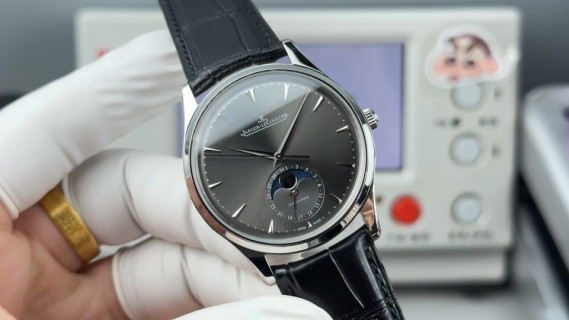Jaeger-LeCoultre Master Moonphase Black Dial 39mm