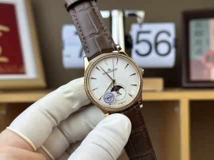 Jaeger-LeCoultre Master Ultra Thin Moon Phase Gold White Dial