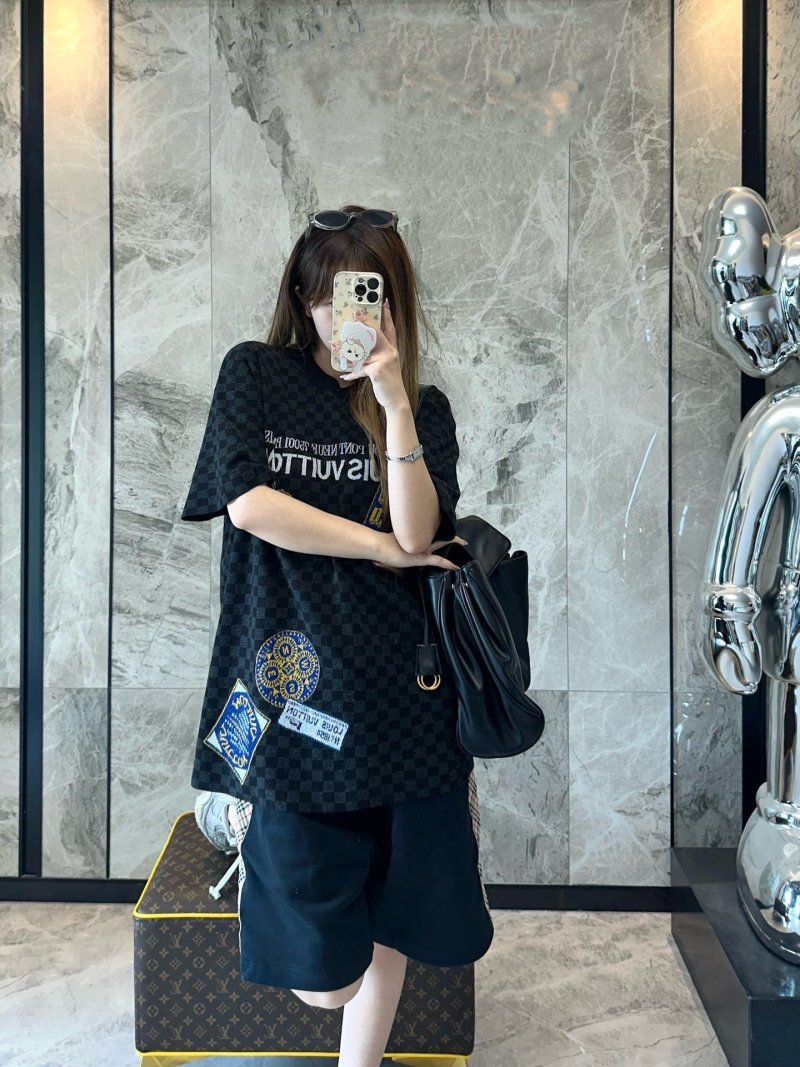 Louis Vuitton Damier Monogram Black T-Shirt