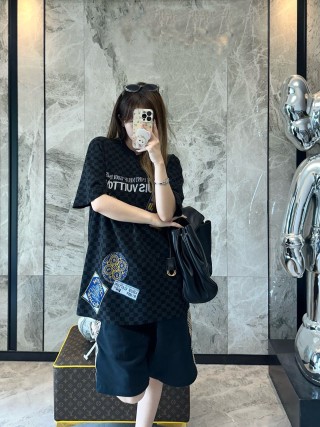 Louis Vuitton Damier Monogram Black T-Shirt view 1