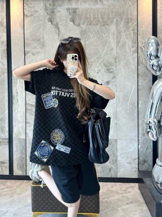 Louis Vuitton Damier Monogram Black T-Shirt view 6