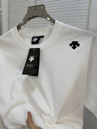 Descente Logo Short Sleeve T-Shirt White view 8
