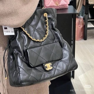 Chanel 25C Tote Bag Black Quilted view 2