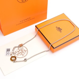Hermès Meli Melo Buffalo Horn Pendant Necklace Silver