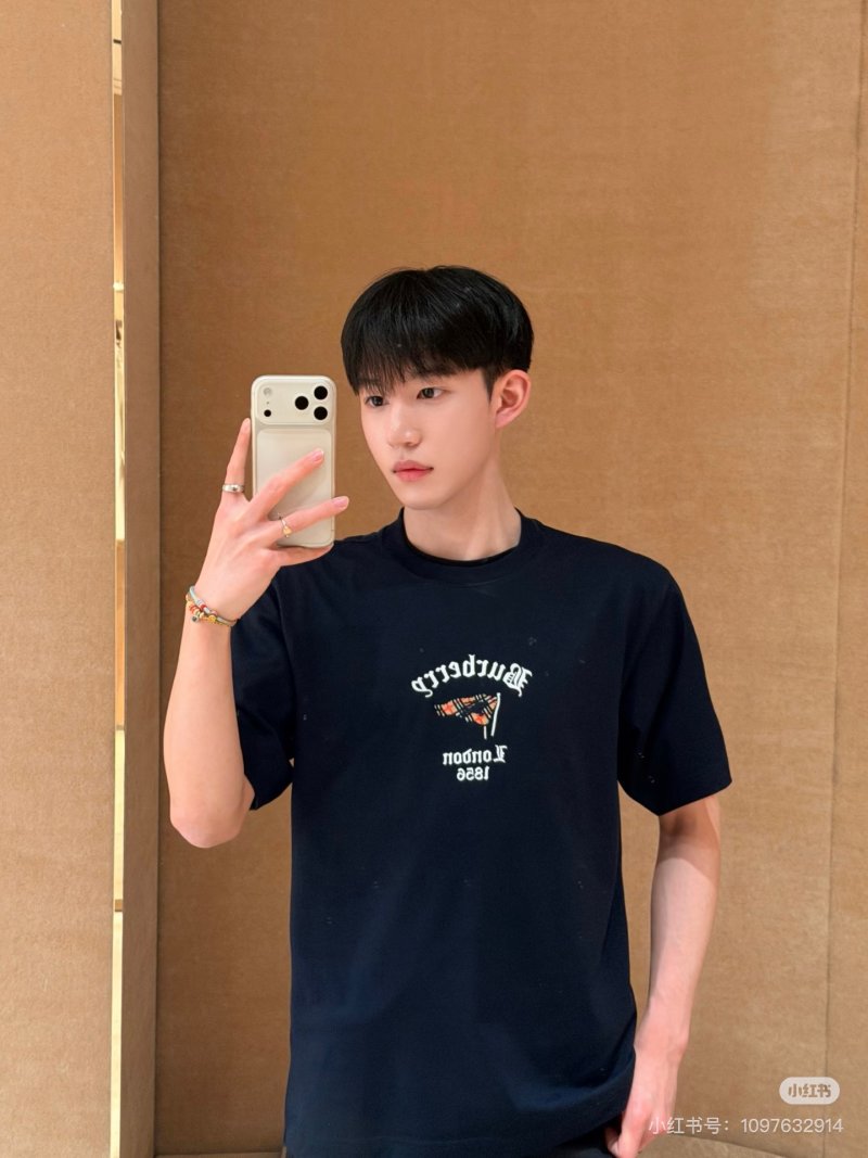 Burberry Black Logo Print Short Sleeve T-Shirt