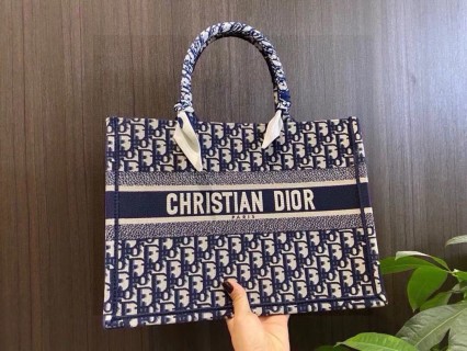 Dior Book Tote Bag 36cm Beige Canvas view 2