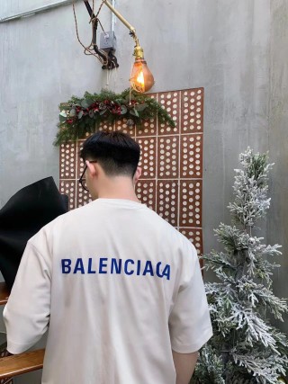 Balenciaga Logo White T-Shirt view 9