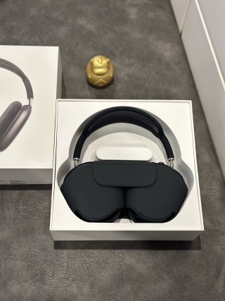 Apple AirPods Pro Max Midnight Black USB-C 1:1 Replica