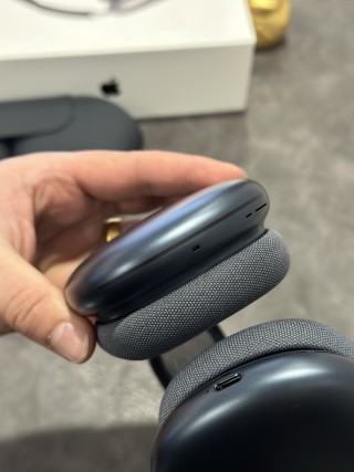 Apple AirPods Pro Max Midnight Black USB-C 1:1 Replica view 14