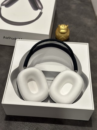 Apple AirPods Pro Max Midnight Black USB-C 1:1 Replica view 16