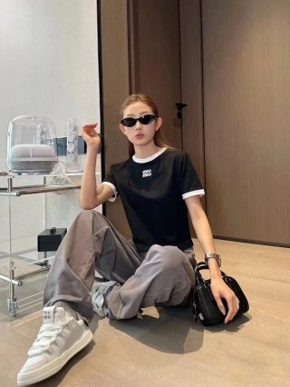 Miu Miu Black Crewneck Short Sleeve T-Shirt with White Trim view 4