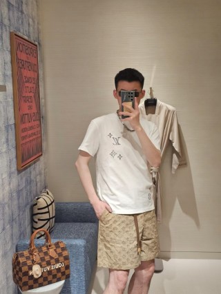 Cream Short Sleeve Graphic T-Shirt with Star Print view 8