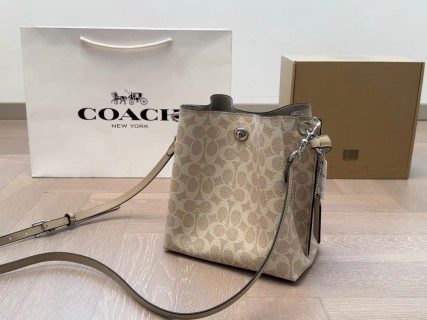 Coach Signature Bucket Bag Beige video