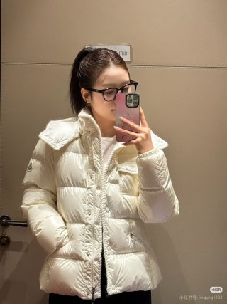 Premium White Puffer Down Jacket – Oversized Fit view 2