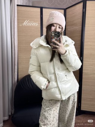 Premium White Puffer Down Jacket – Oversized Fit view 7