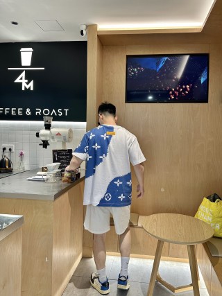 Louis Vuitton Monogram Star Short Sleeve T-Shirt Navy & White view 3