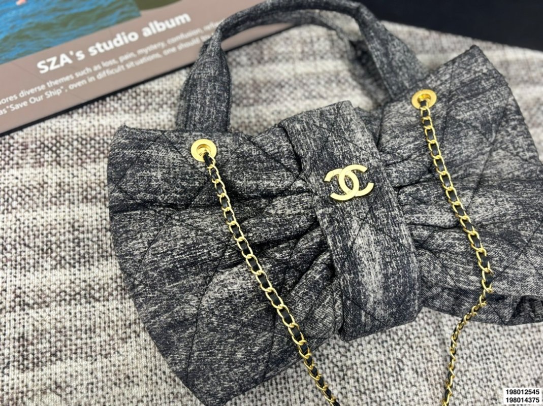 Chanel 25S Quilted Evening Bag - Black with Gold Chain view