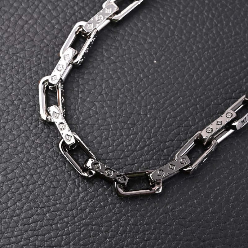 Louis Vuitton LV Bamboo Link Black & Silver Bracelet view