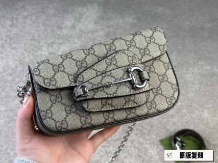 Gucci 1955 Horsebit Shoulder Bag - Beige Monogram view 5