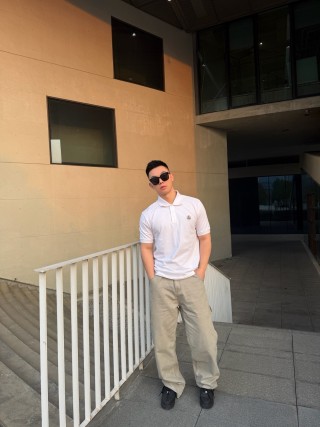 White Short-Sleeve Polo Shirt with Chest Logo view 4