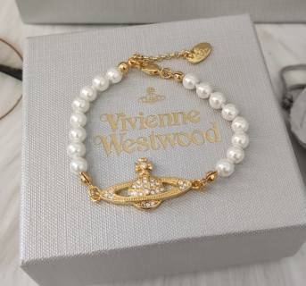 Vivienne Westwood Saturn Pearl Gold Bracelet White view 3
