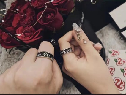 Gucci Double G Silver Ring Unisex view 7
