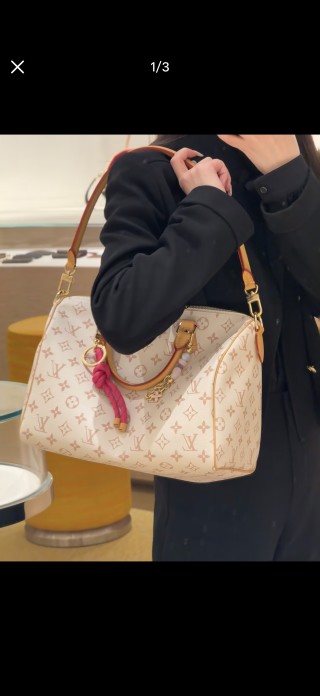 Louis Vuitton Monogram Speedy Handbag Cream view 2