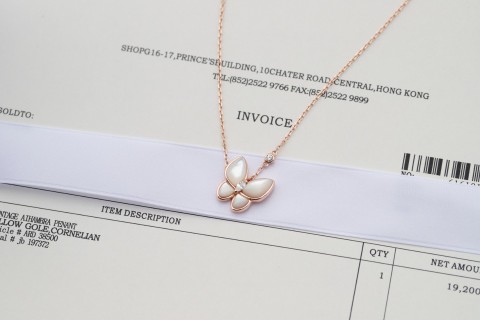 Van Cleef & Arpels Butterfly Mother-of-Pearl Diamond Necklace Rose Gold view 2