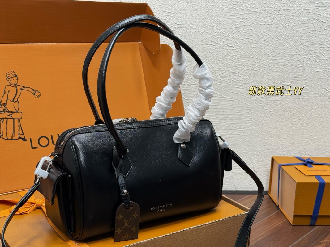 Louis Vuitton Bowling Black Leather Bag view