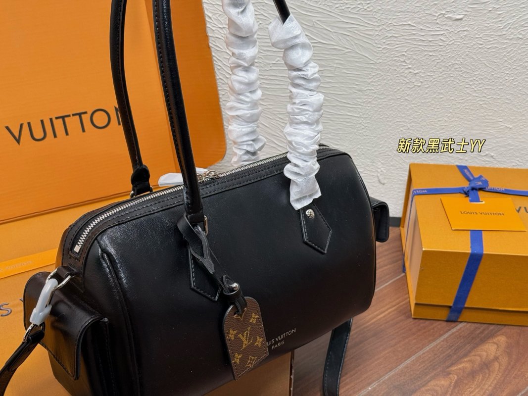 Louis Vuitton Bowling Black Leather Bag view