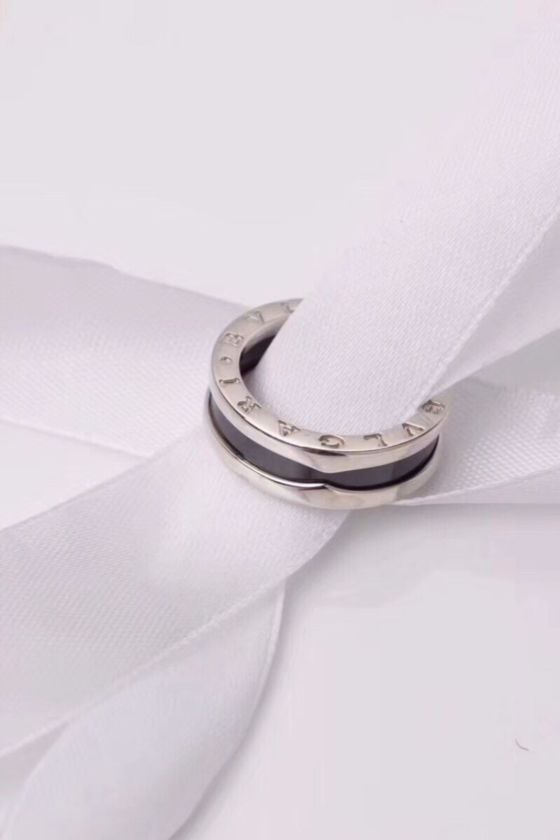 Bvlgari B.Zero1 Two-Tone Ring with Black Ceramic view