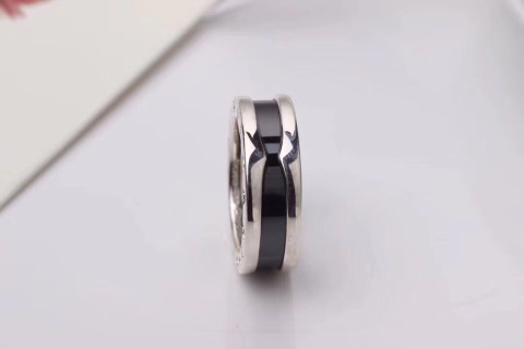 Bvlgari B.Zero1 Two-Tone Ring with Black Ceramic view 7