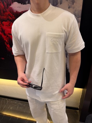 Gucci Horsebit Embroidered Pocket Cream T-Shirt view 1