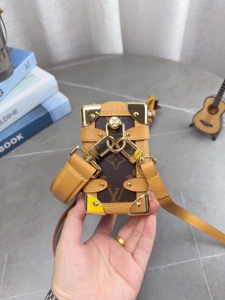 Louis Vuitton Monogram Mini Box Bag with Shoulder Strap view 7