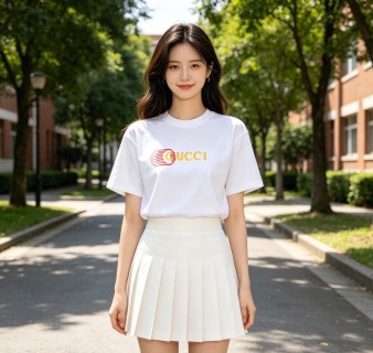 Gucci Logo Print White T-Shirt view 3