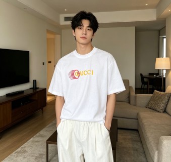 Gucci Logo Print White T-Shirt view 5