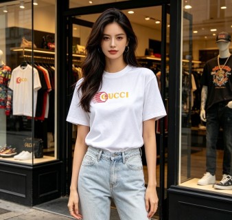 Gucci Logo Print White T-Shirt view 7